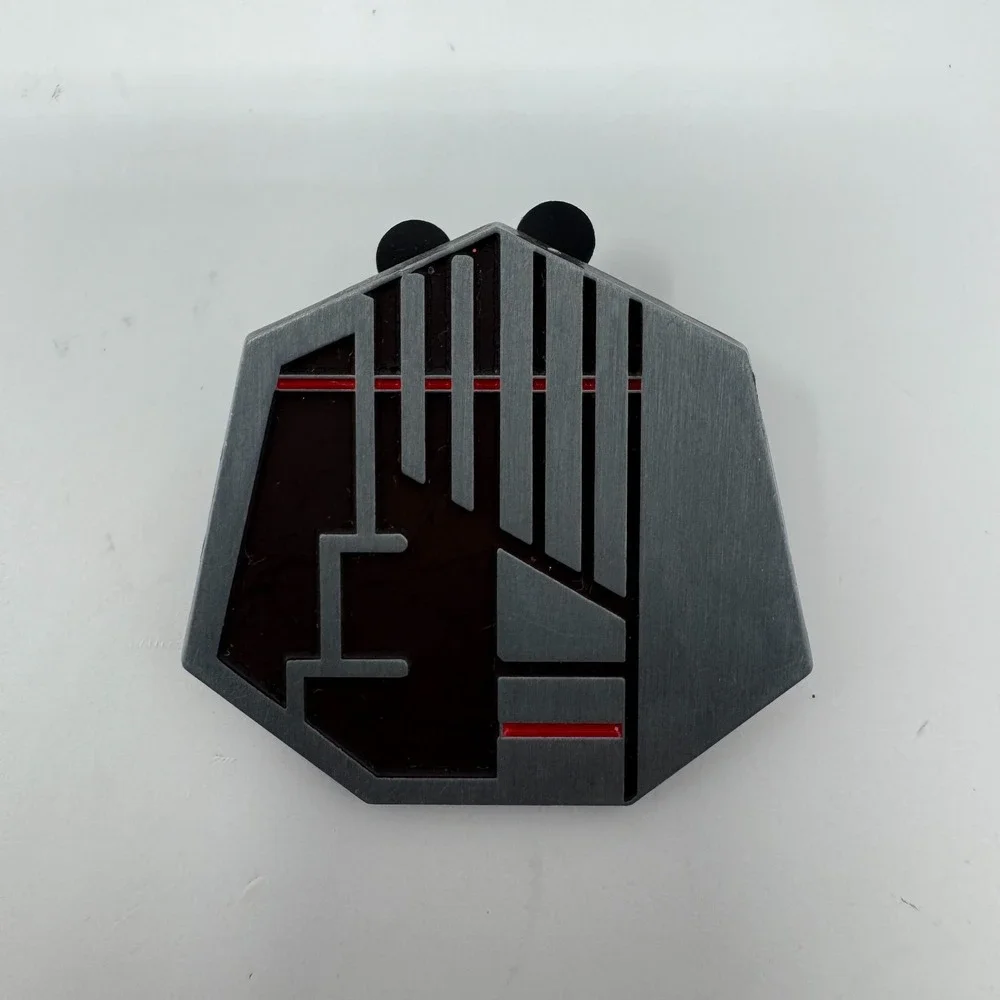 Disney Star Wars Galaxy's Edge Savi's Workshop Power and Control V3 Pin
